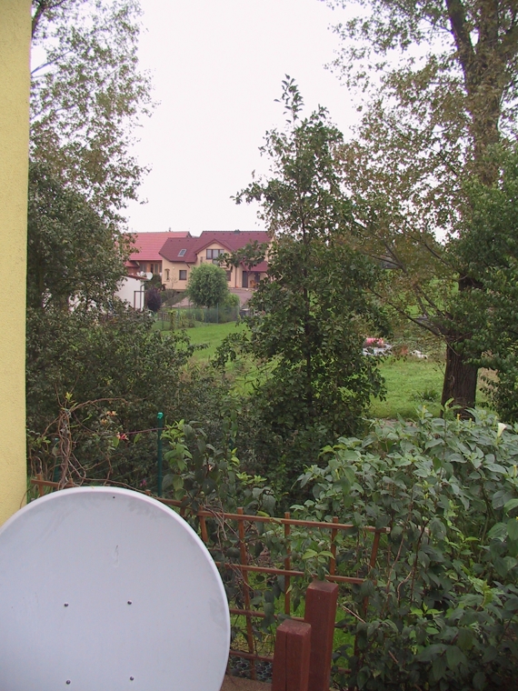 2014-09-26 014 Kousek predniho plotu.jpg